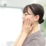 【酒さ(赤ら顔)の治療法とは】症状・段階別に治し方を解説!