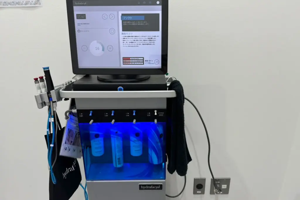 ＜ハイドラフェイシャル＞毛穴・ニキビ・肌のトーン改善に