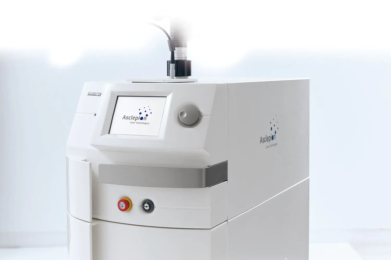 Qスイッチルビーレーザー本体の写真